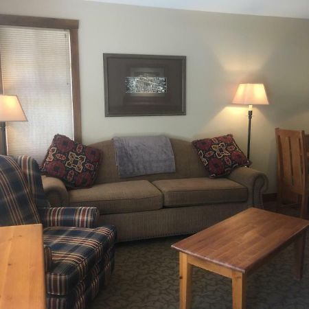 Taynton Lodge At Panorama Mountain Village Resort Bagian luar foto